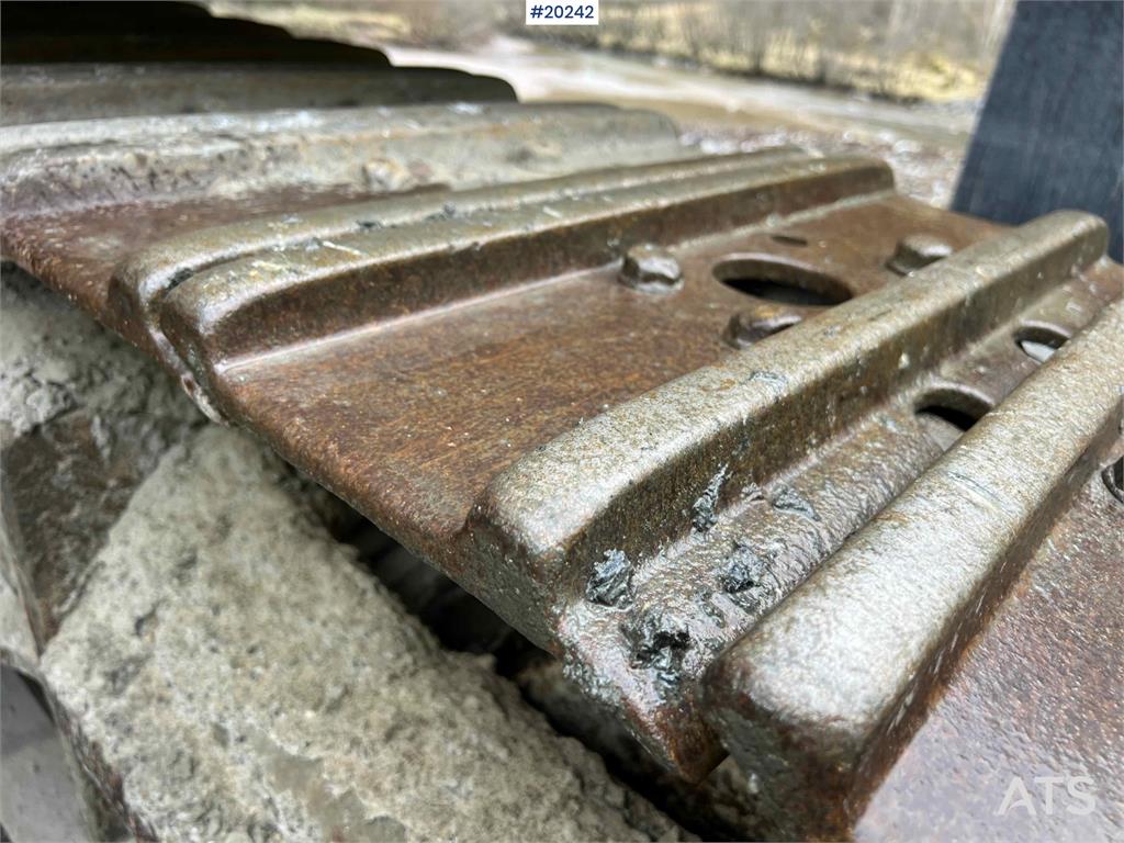 Volvo EC360 BLC excavator w/ Teeth bucket