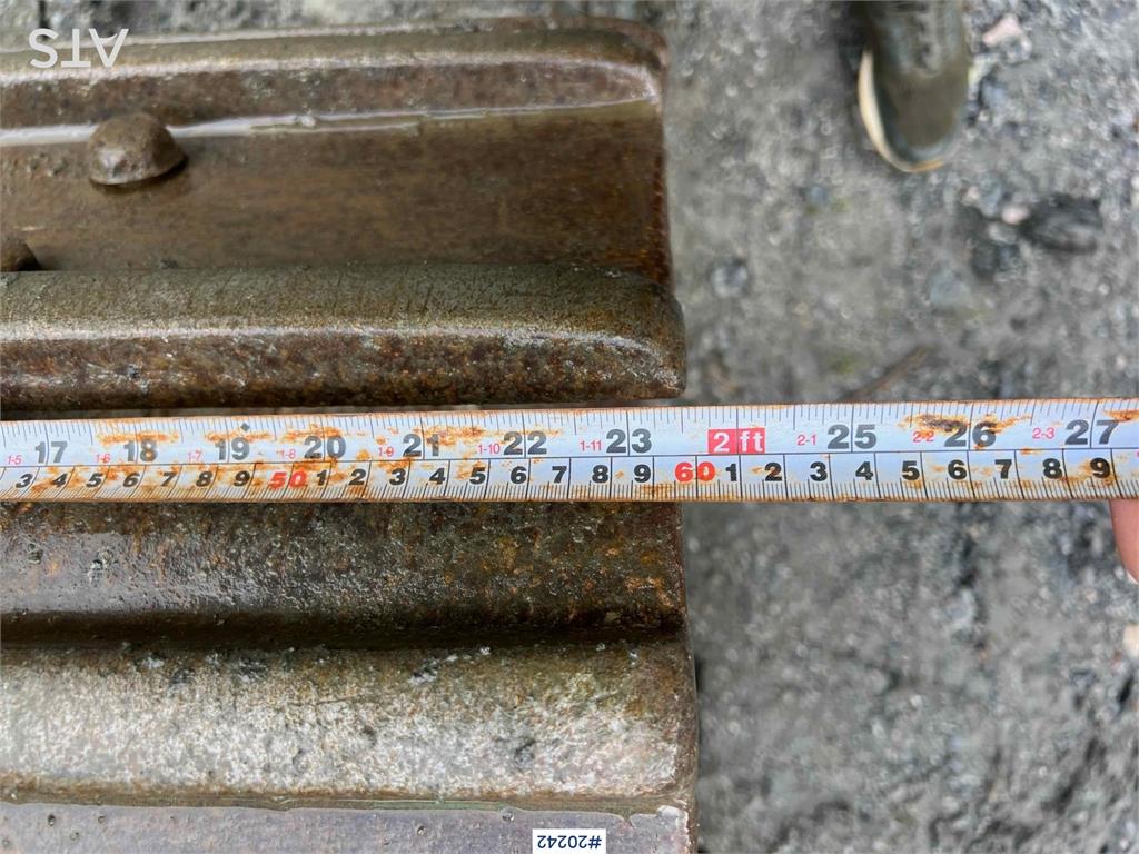 Volvo EC360 BLC excavator w/ Teeth bucket