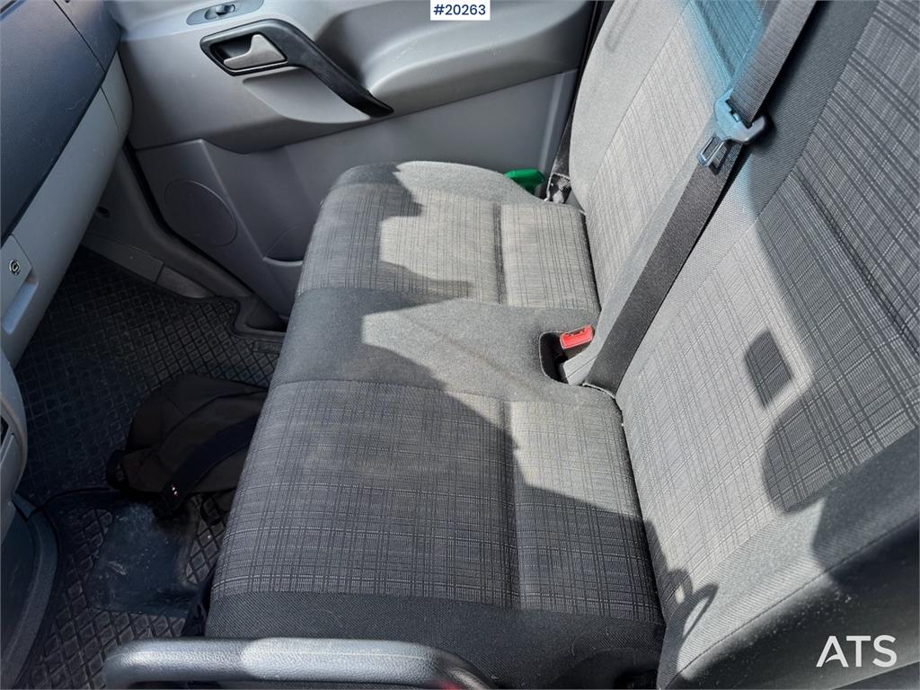 Mercedes-Benz Sprinter 8 Pallets.