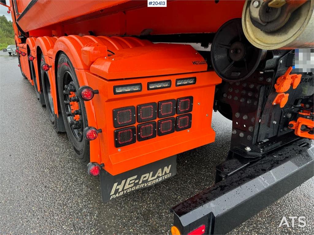 Scania R660 8x4 Hook truck w/ hook box - WATCH VIDEO