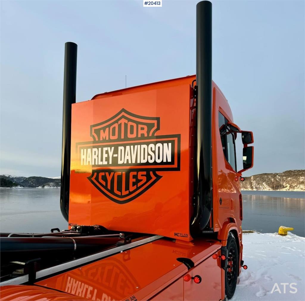 Scania R660 8x4 Hook truck w/ hook box - WATCH VIDEO