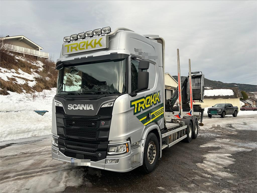 Scania R650 6x4 Timber truck w/ Epsilon M110L. WATCH VIDE