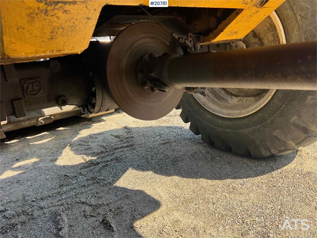 Volvo L45B wheel loader w/ Bucket. WATCH VIDEO