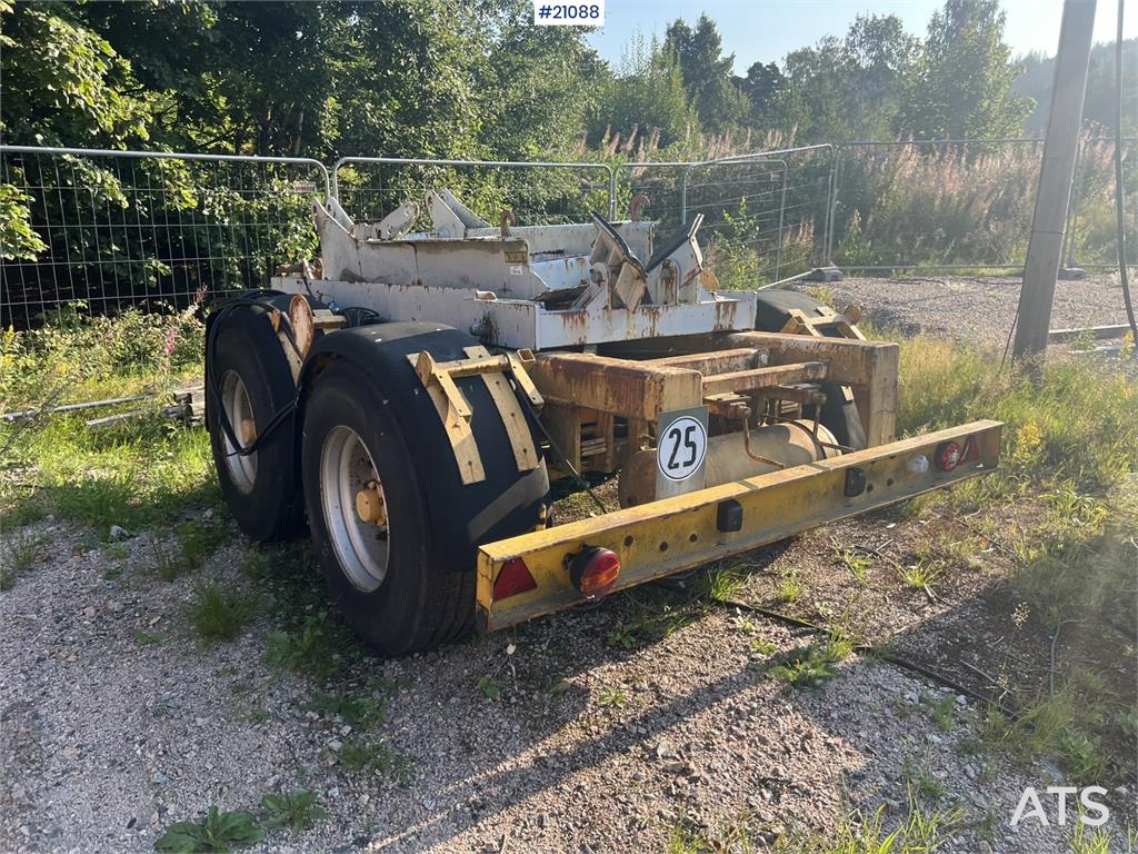 Potain IGO 50 crane w/ wheel set