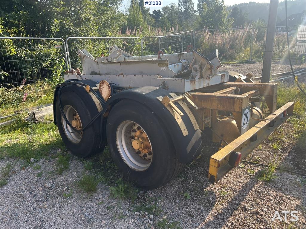 Potain IGO 50 crane w/ wheel set