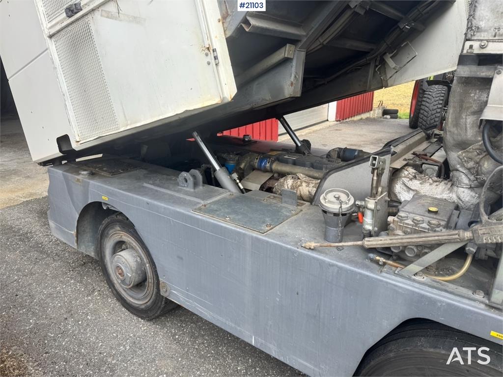 Ravo 540 Sweeper.
