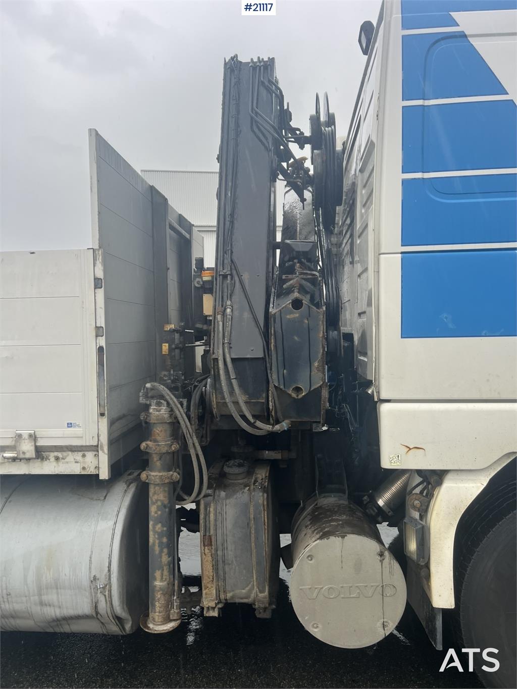 Volvo FH16 flatbed truck w/ 20t/m hiab crane WATCH VIDEO