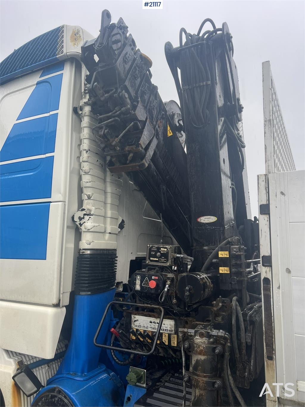 Volvo FH16 flatbed truck w/ 20t/m hiab crane WATCH VIDEO