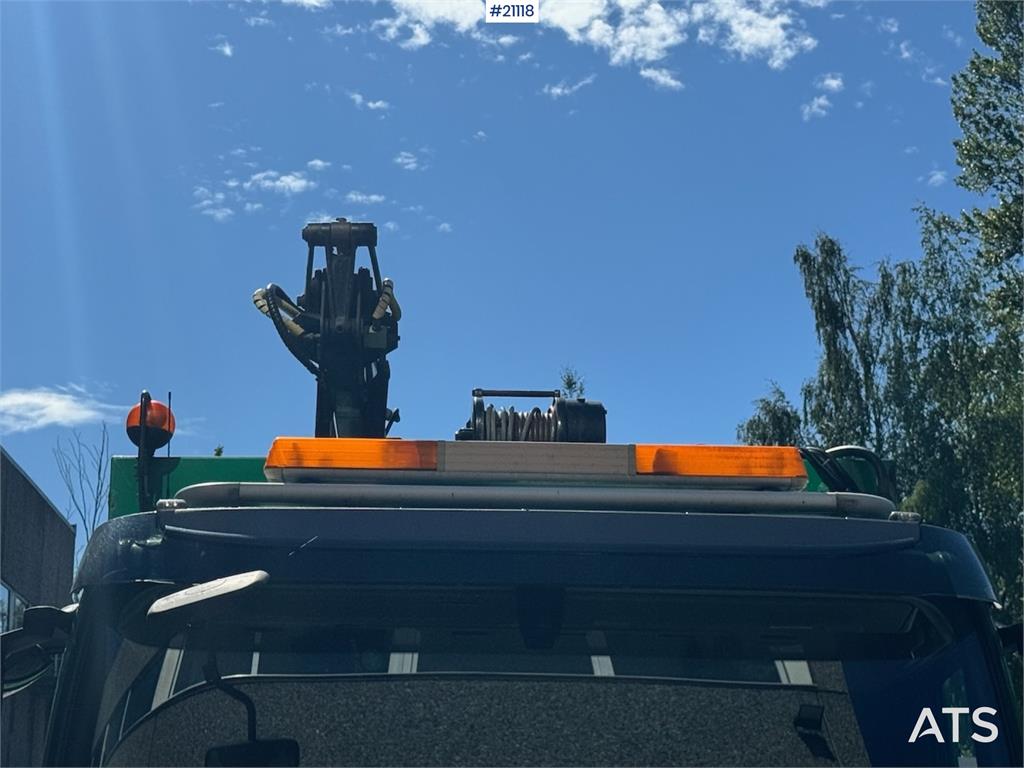 Volvo FM410 6x2 1 Chamber Waste Truck w/ Crane.