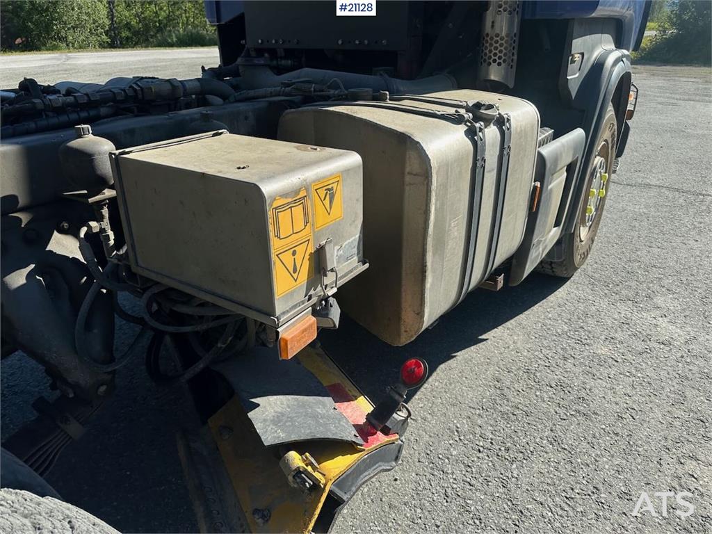 Scania R500 6x2 snow rigged tipper truck w/ plate and und