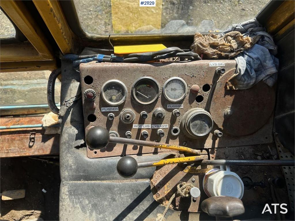 Nordverk 130 HVT grader w/ extra tires on rim. WATCH VIDEO.