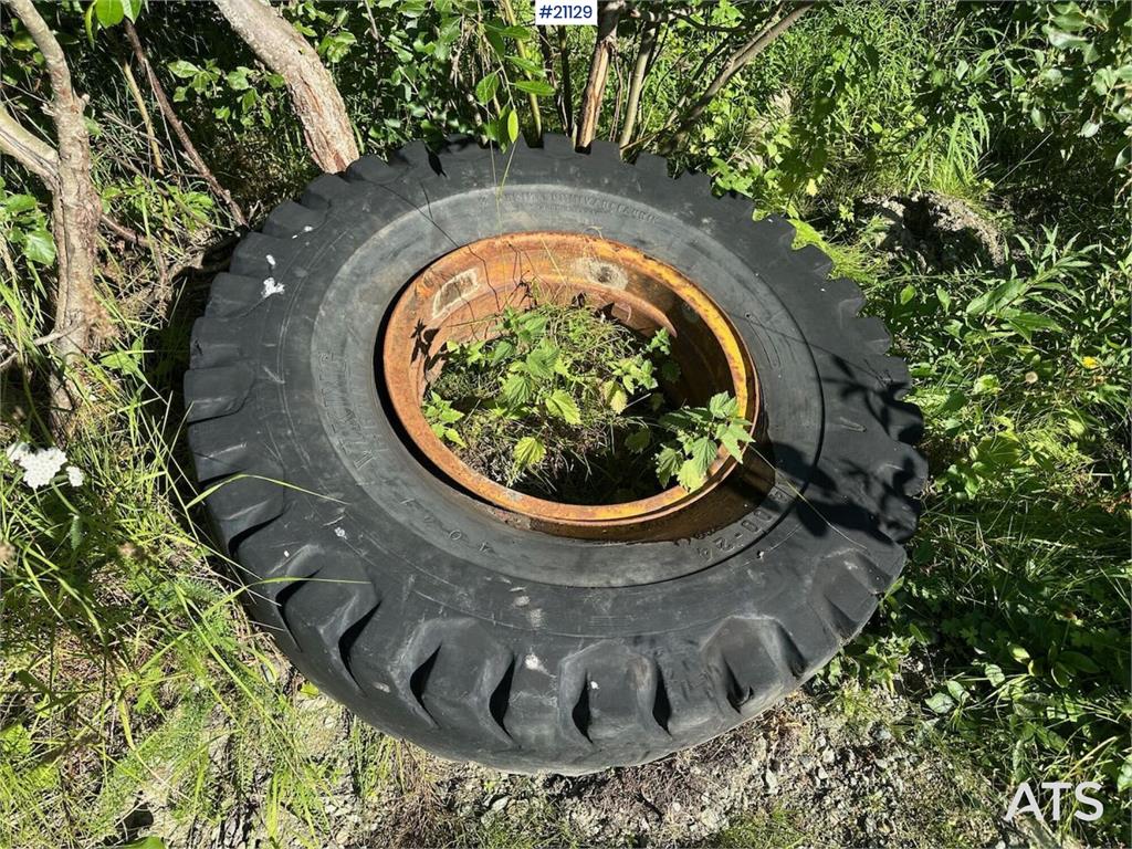 Nordverk 130 HVT grader w/ extra tires on rim. WATCH VIDEO.