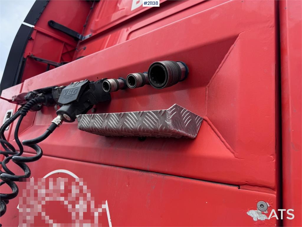 Scania 580 NextGen w/ 2015 Hammar 195s Sideloader