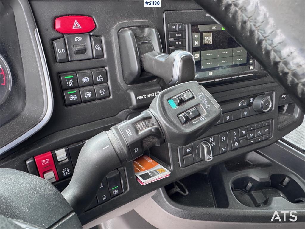 Scania 580 NextGen w/ 2015 Hammar 195s Sideloader