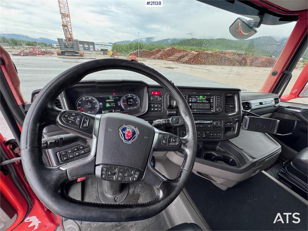 Scania 580 NextGen w/ 2015 Hammar 195s Sideloader