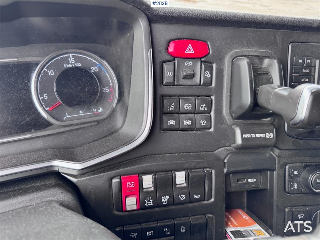 Scania 580 NextGen w/ 2015 Hammar 195s Sideloader