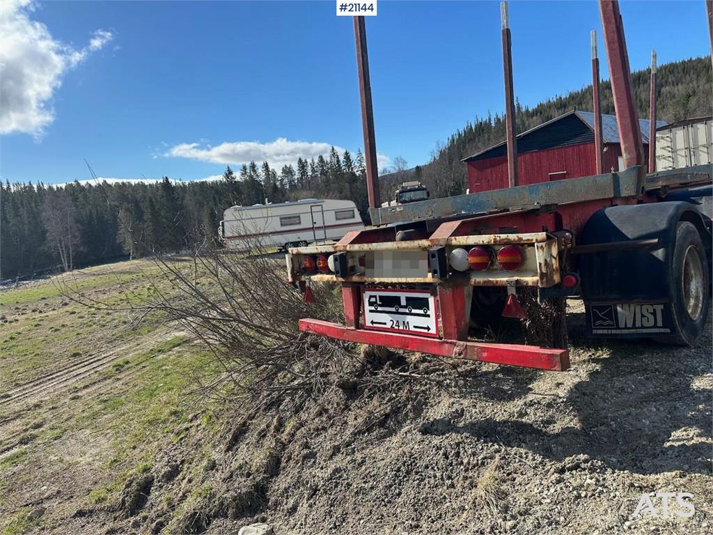 Volvo FH 16 6x4 timber truck w/ 1983 Briab grain trailer