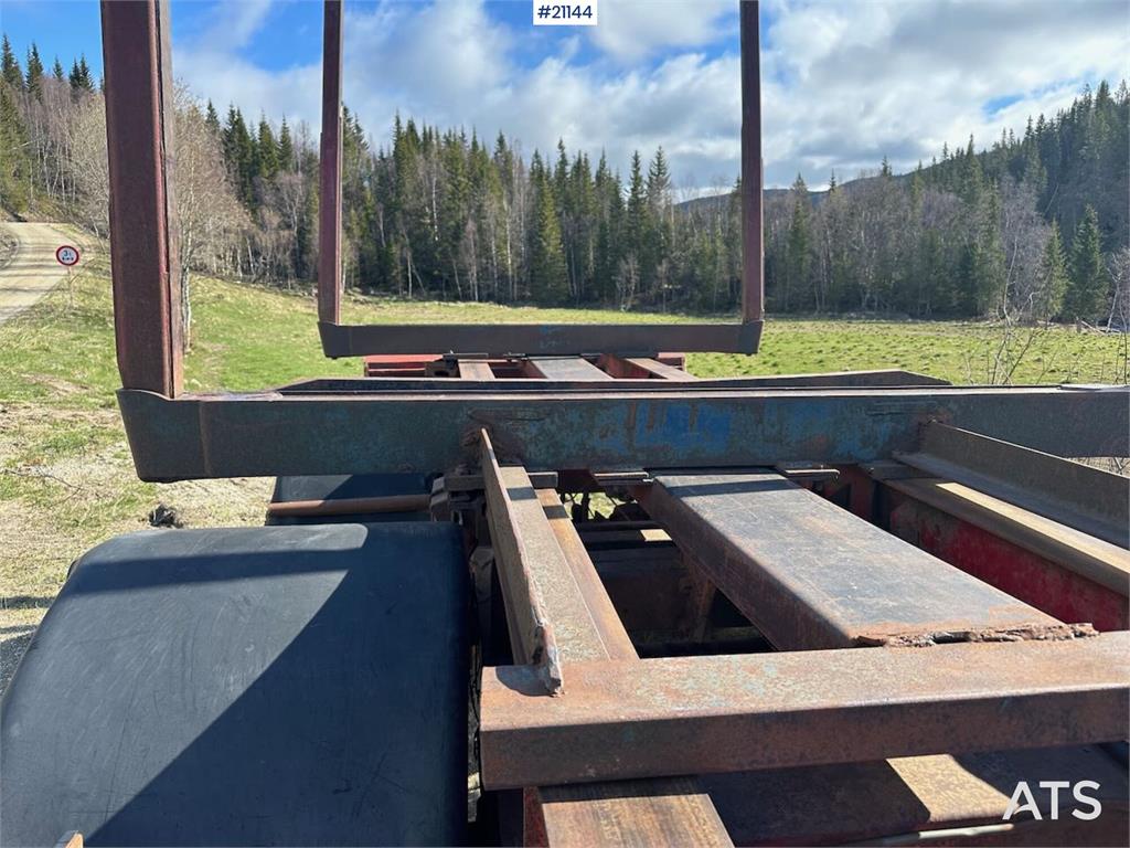 Volvo FH 16 6x4 timber truck w/ 1983 Briab grain trailer