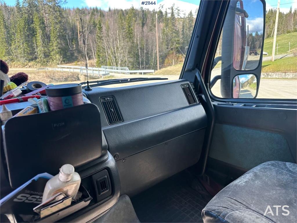 Volvo FH 16 6x4 timber truck w/ 1983 Briab grain trailer