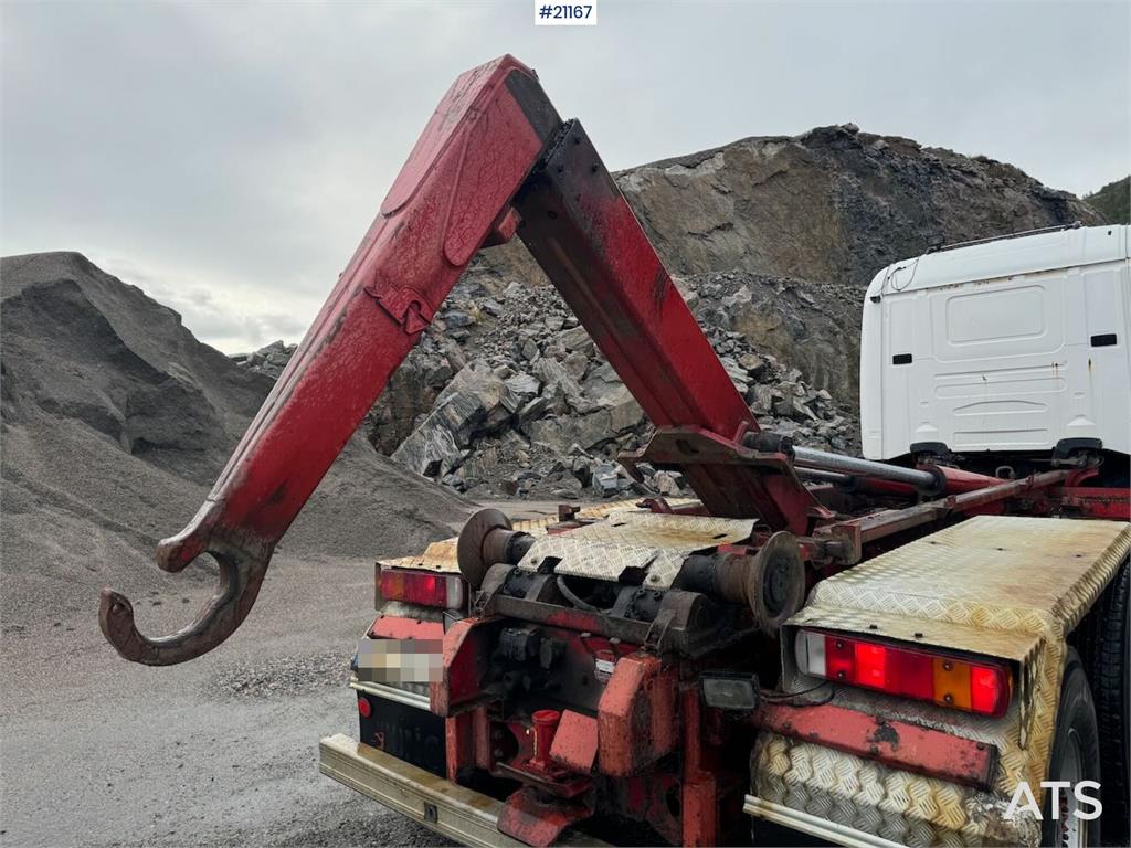 Scania R164 6x4 Hook truck.