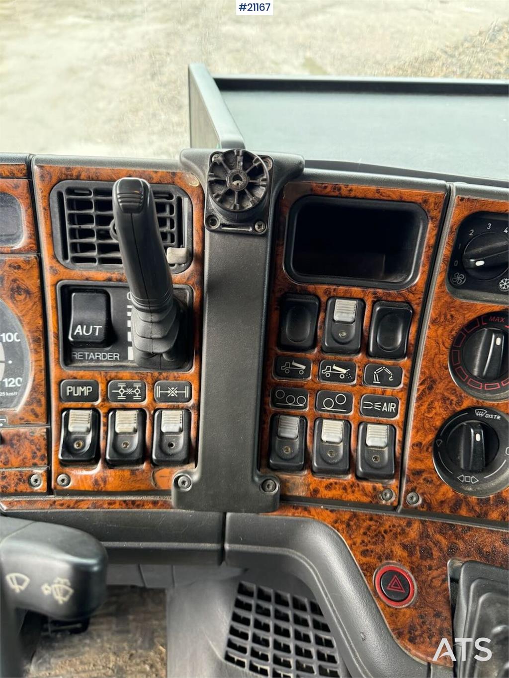 Scania R164 6x4 Hook truck.