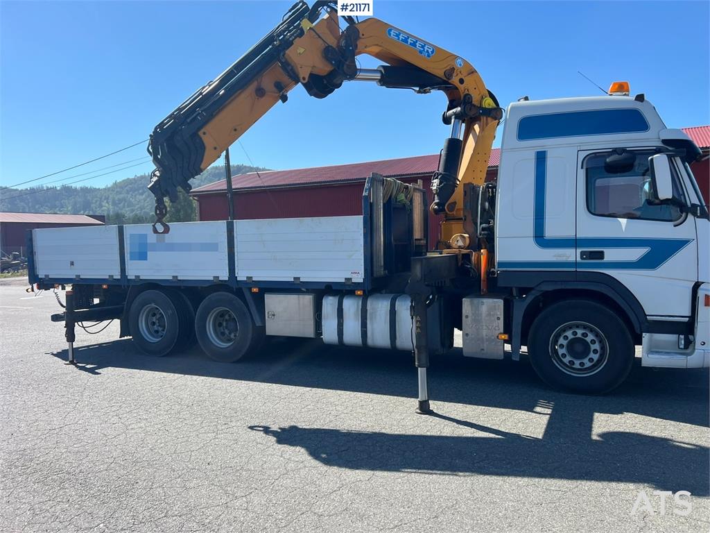 Volvo FM480 crane truck w/37 t/m Effer crane