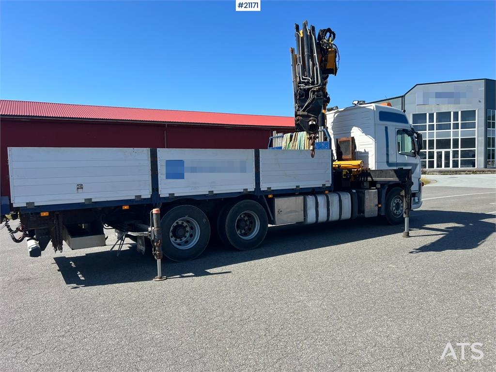 Volvo FM480 crane truck w/37 t/m Effer crane