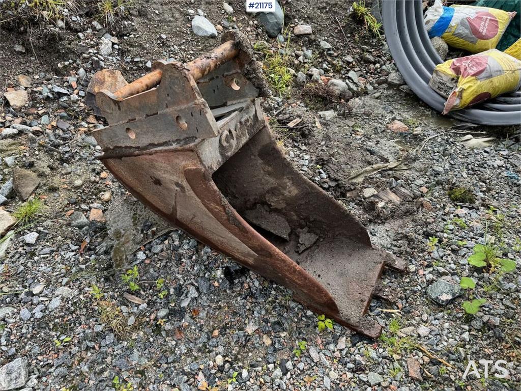Kubota U55-4 Beltegraver m/ 2 skuffer, klype og pigghamme