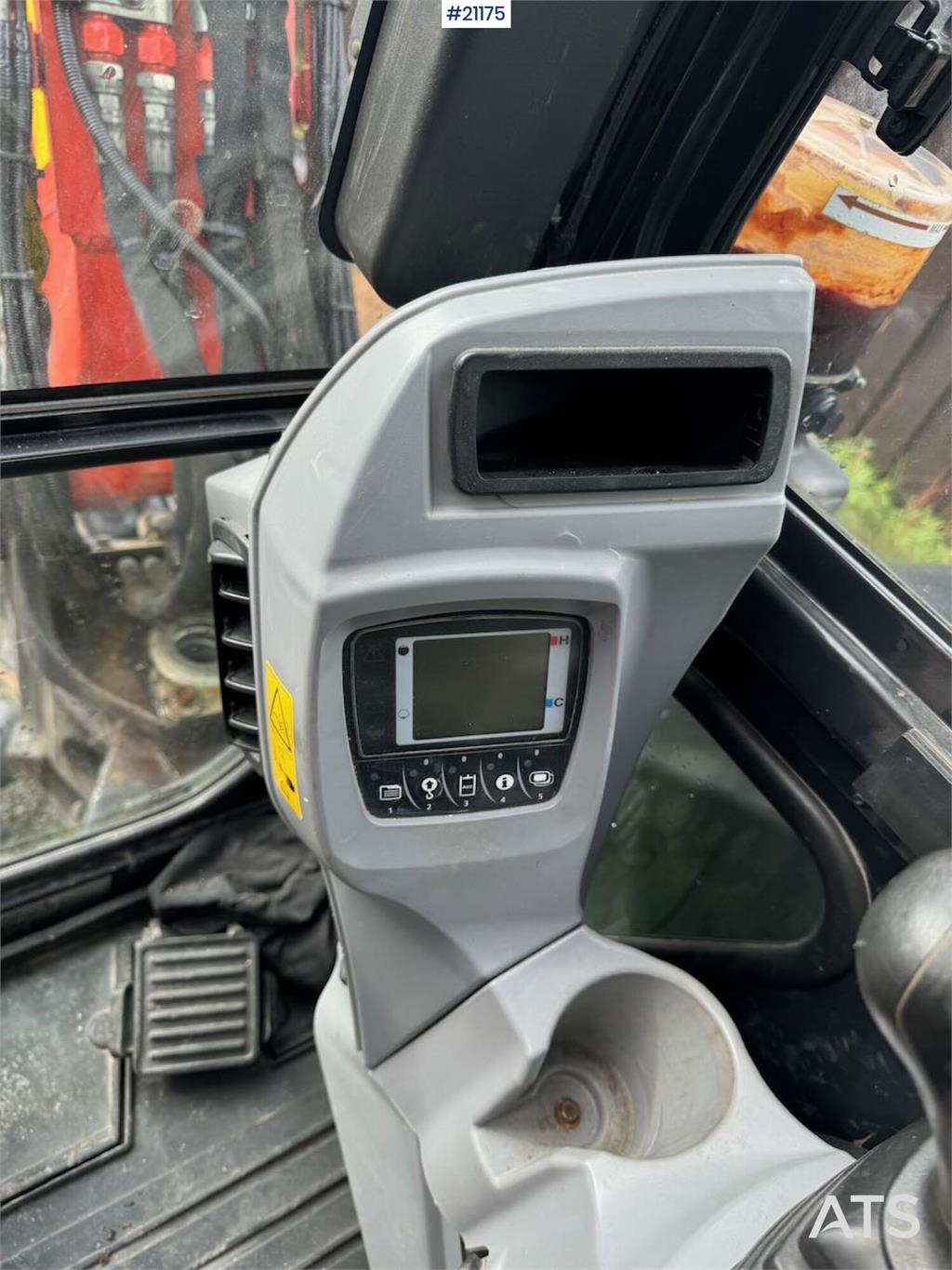 Kubota U55-4 Beltegraver m/ 2 skuffer, klype og pigghamme