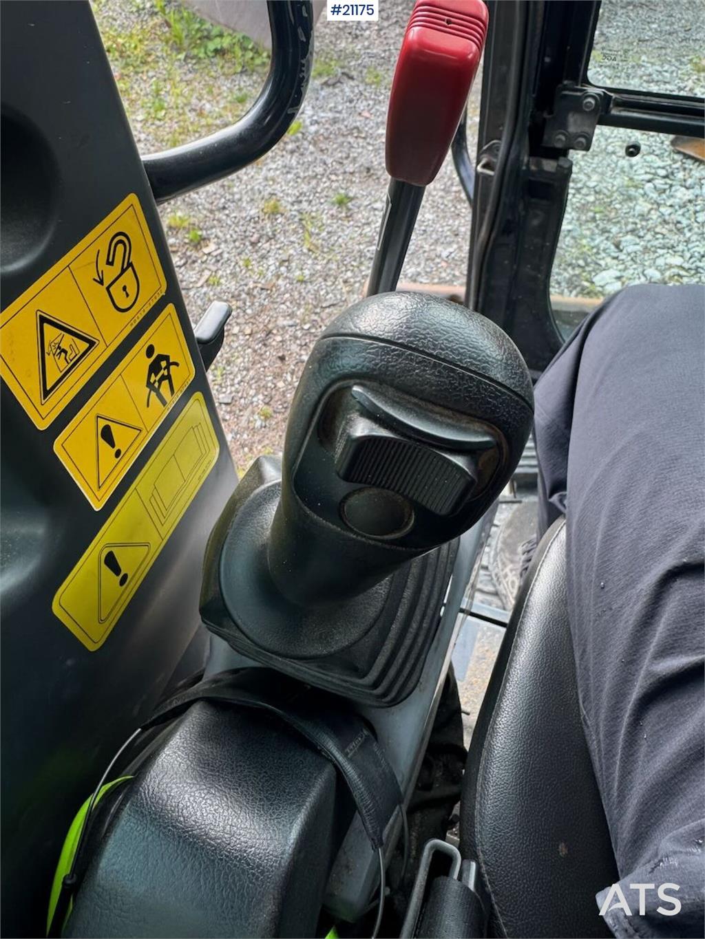 Kubota U55-4 Beltegraver m/ 2 skuffer, klype og pigghamme