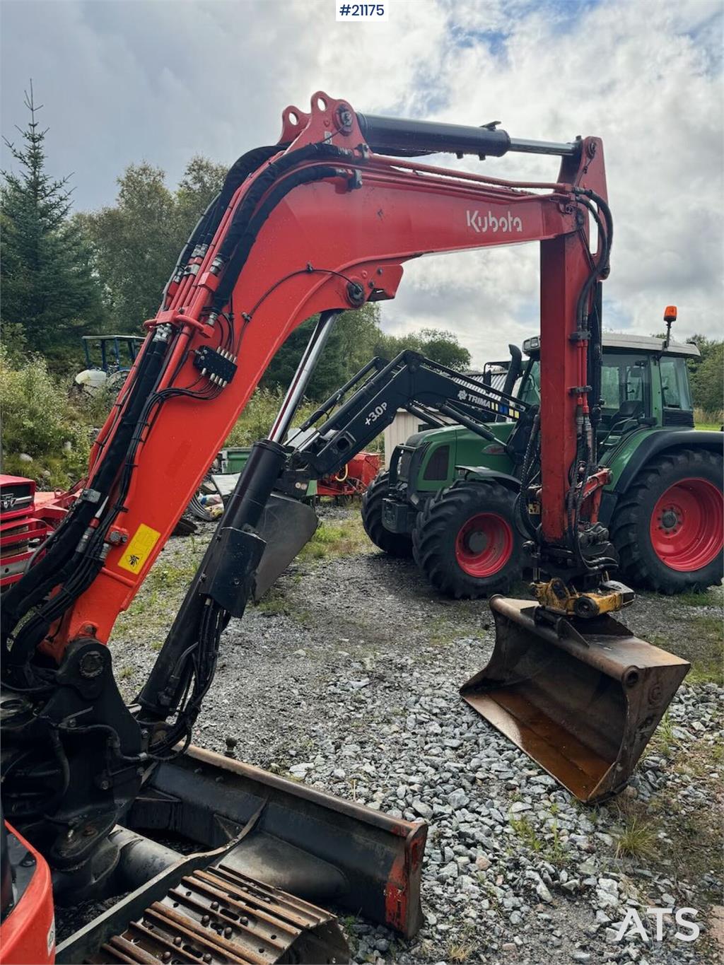 Kubota U55-4 Beltegraver m/ 2 skuffer, klype og pigghamme