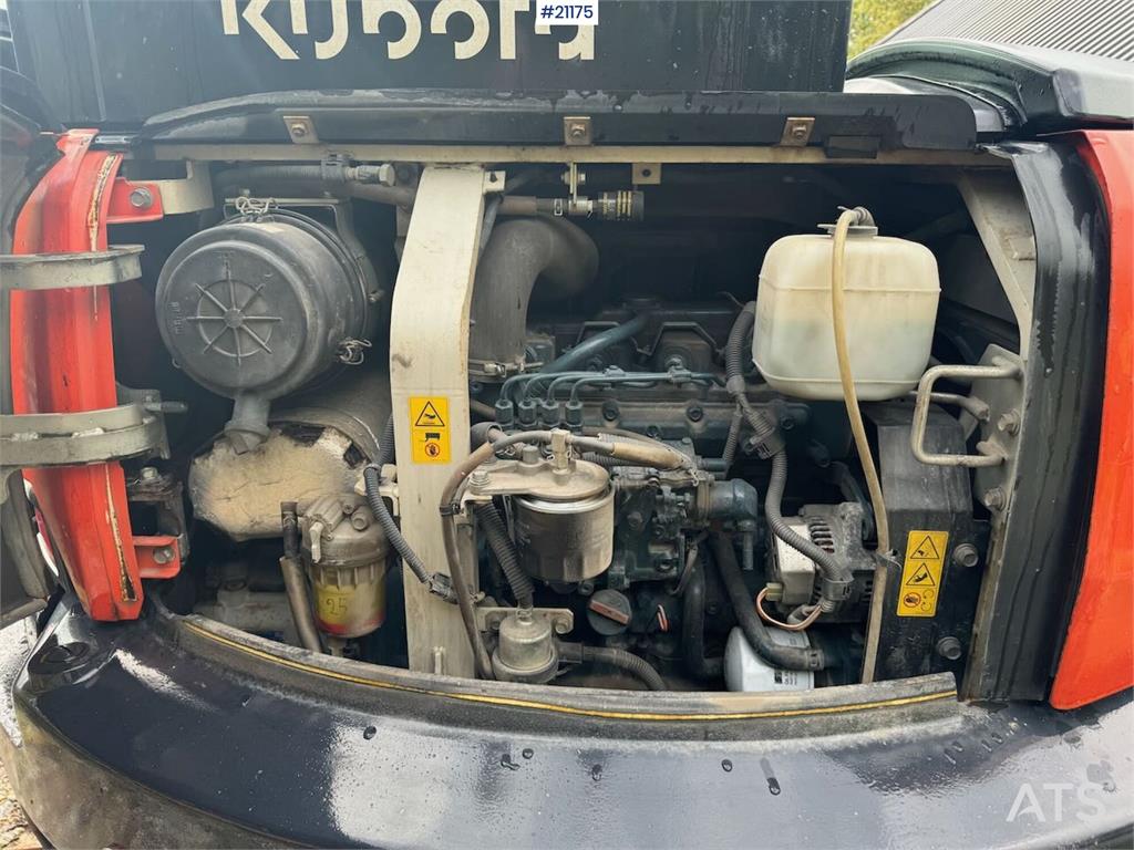 Kubota U55-4 Beltegraver m/ 2 skuffer, klype og pigghamme