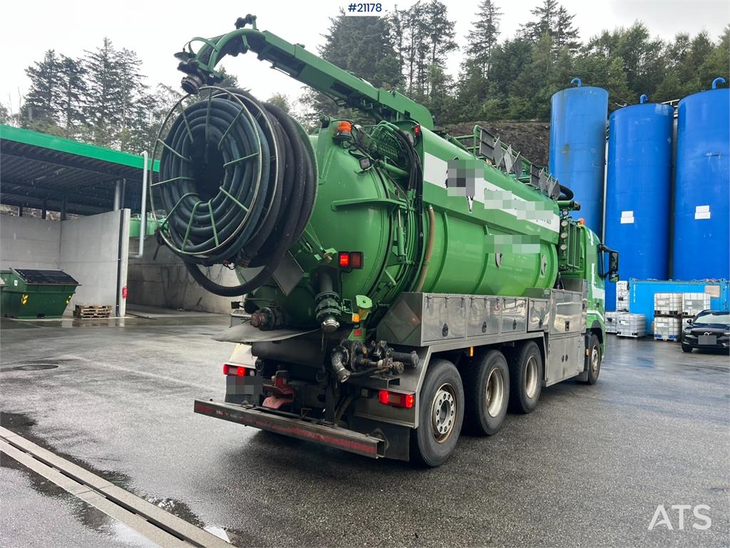 Volvo fh500 8x4 Mud vacuum truck w/ 2010 Inter consult b