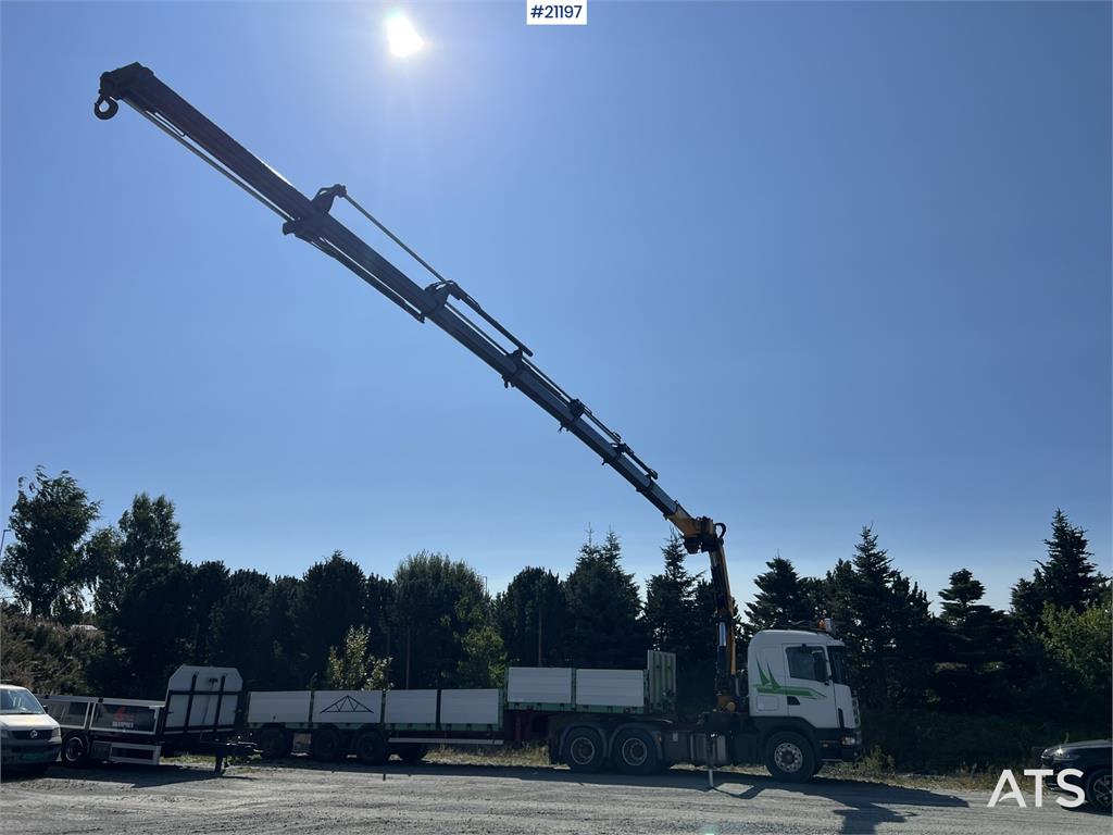 Scania R164 crane truck w/ 32t/m effer crane and 2004 mau