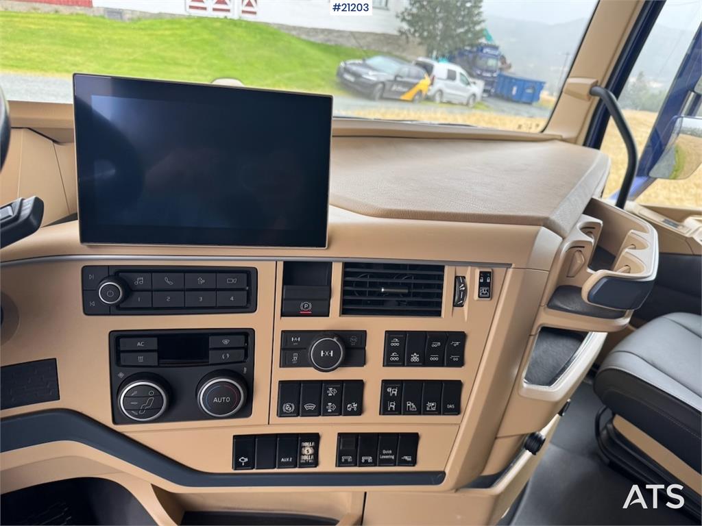 Volvo FH16 750 8x4 Tipper Truck. MUST SEE!