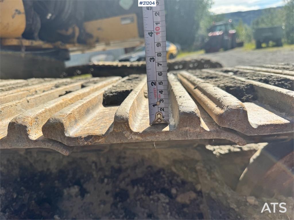 CAT 323FL