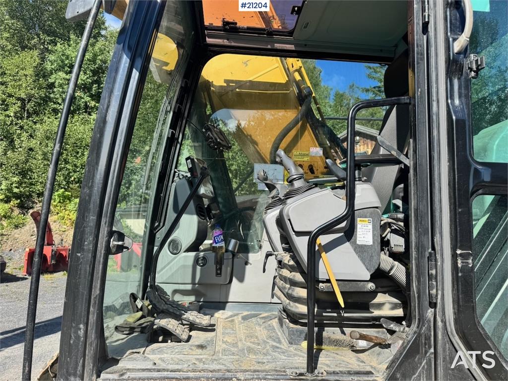 CAT 323FL
