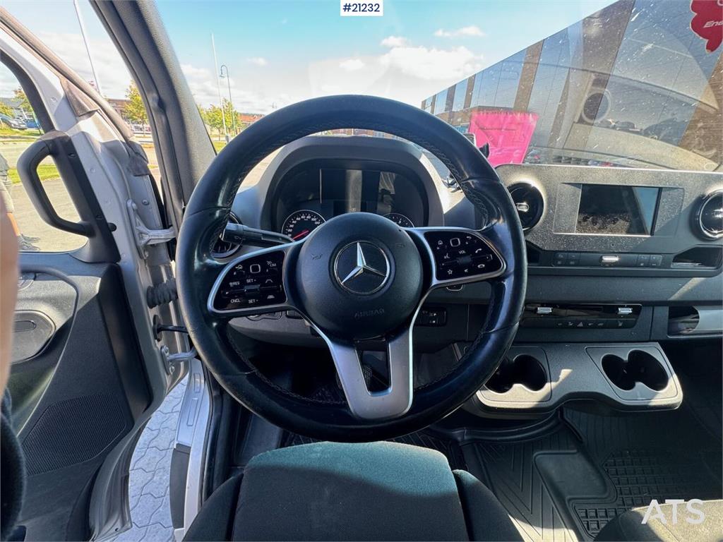 Mercedes-Benz Sprinter van. Approved until 05.2026.