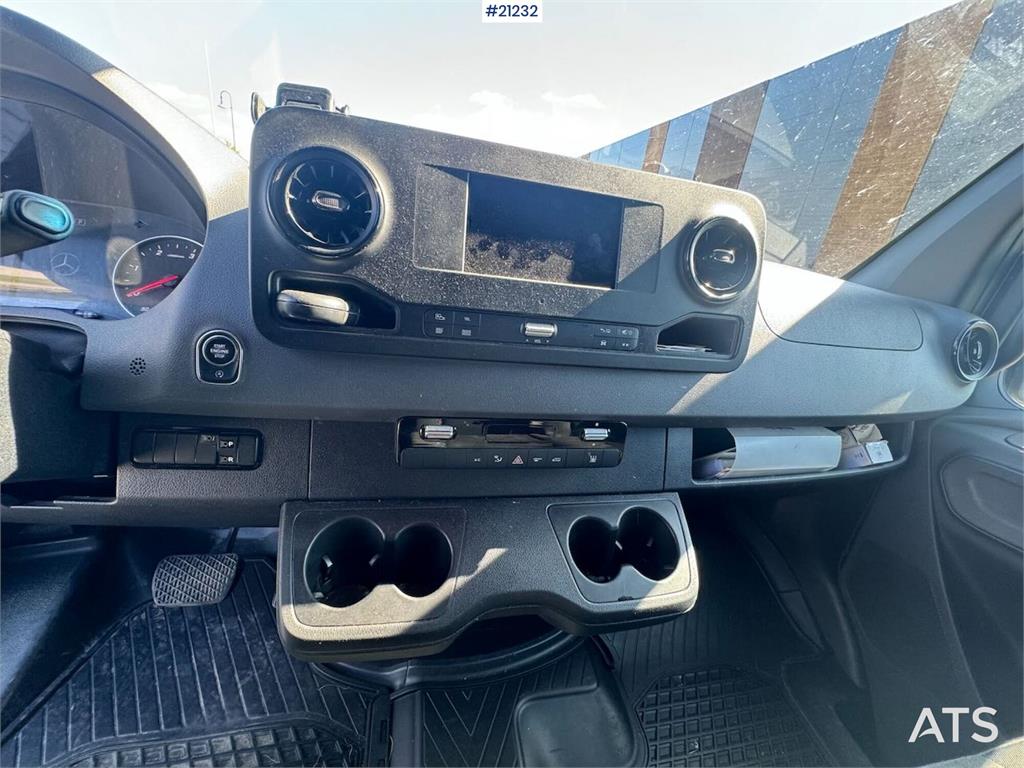Mercedes-Benz Sprinter van. Approved until 05.2026.