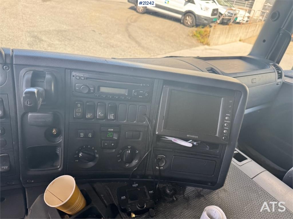 Scania P420 6x2 Box truck w/ Defective aggregate.
