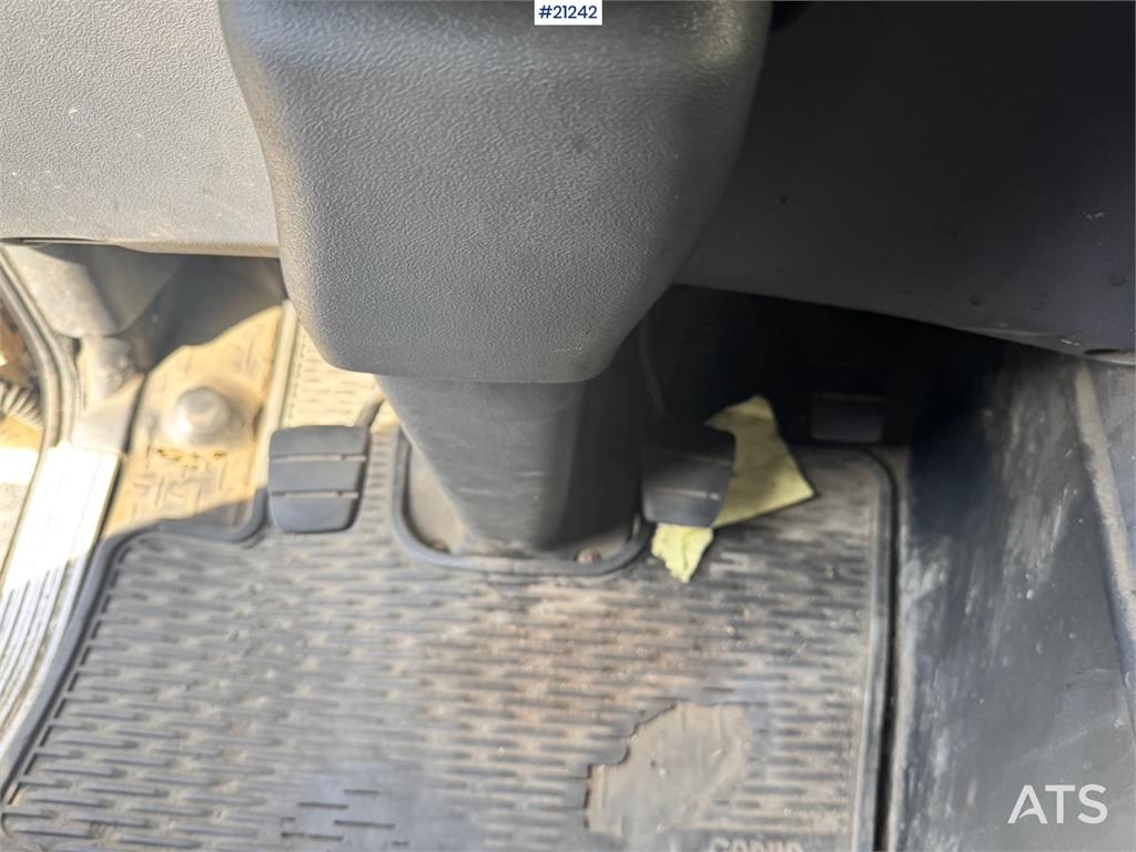 Scania P420 6x2 Box truck w/ Defective aggregate.