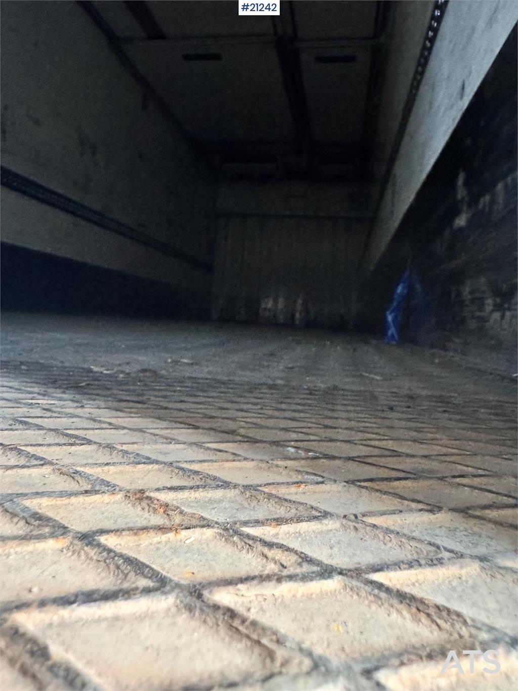 Scania P420 6x2 Box truck w/ Defective aggregate.