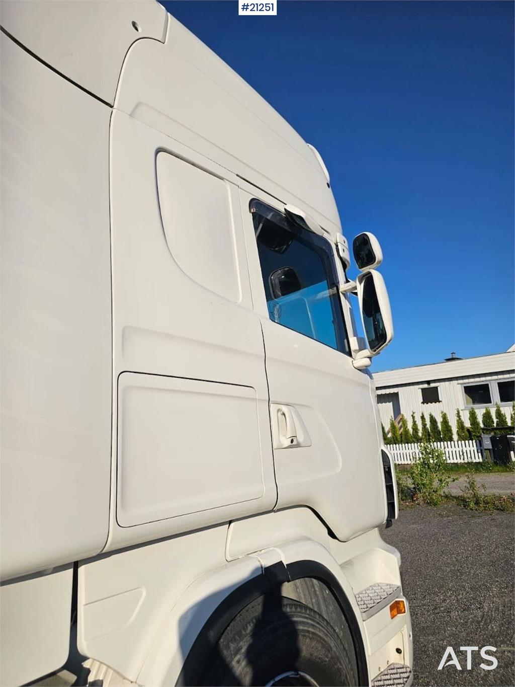 Scania R560 6x2 Tractorhead