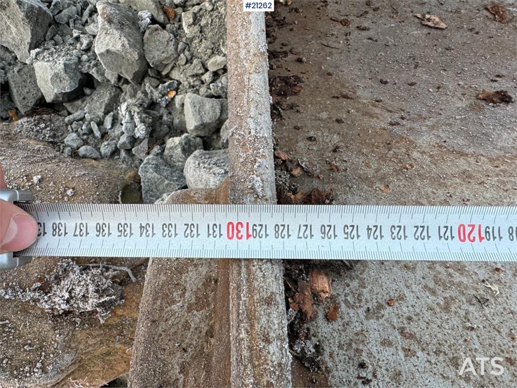 CAT 323