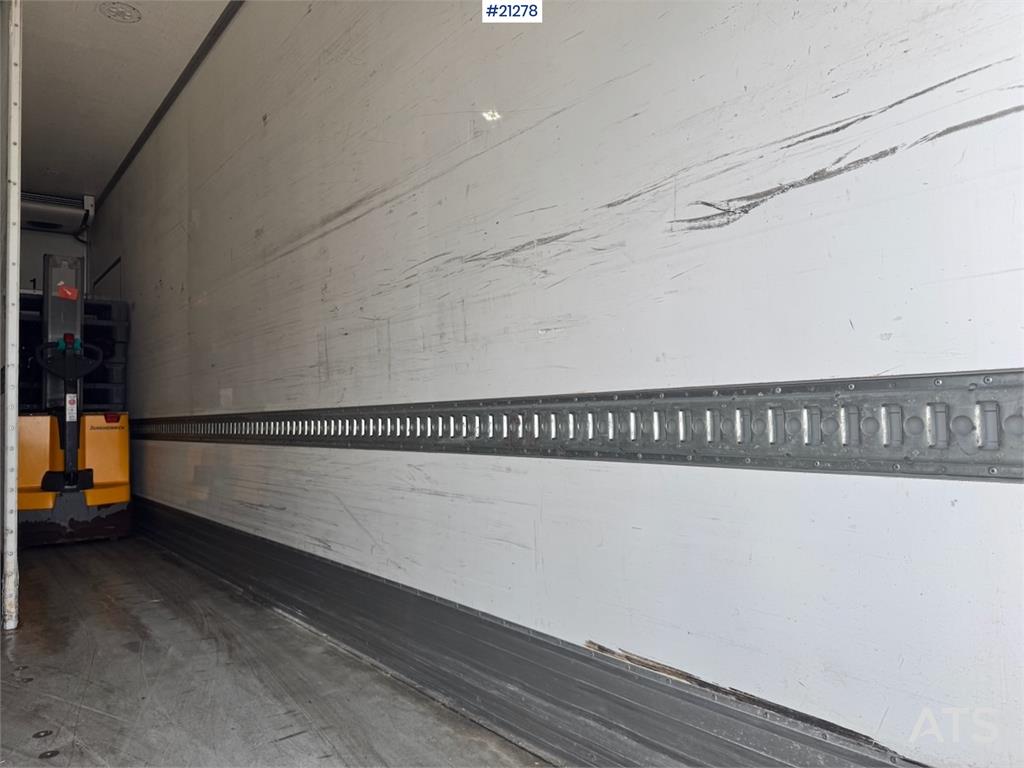DAF CF440 6x2 Box truck with refrigerator/freezer unit