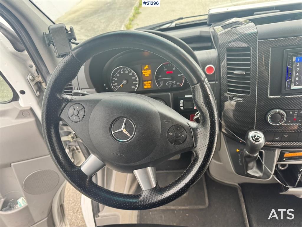 Mercedes-Benz Sprinter 519CDI Minibus. 21 seats.