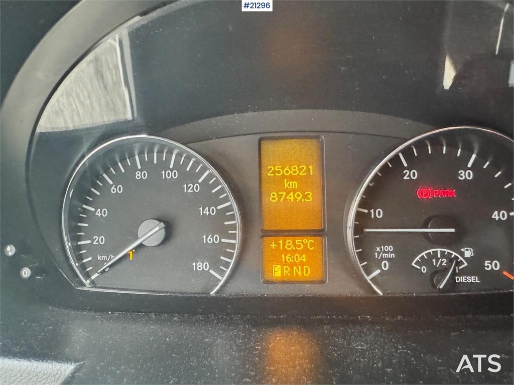 Mercedes-Benz Sprinter 519CDI Minibus. 21 seats.