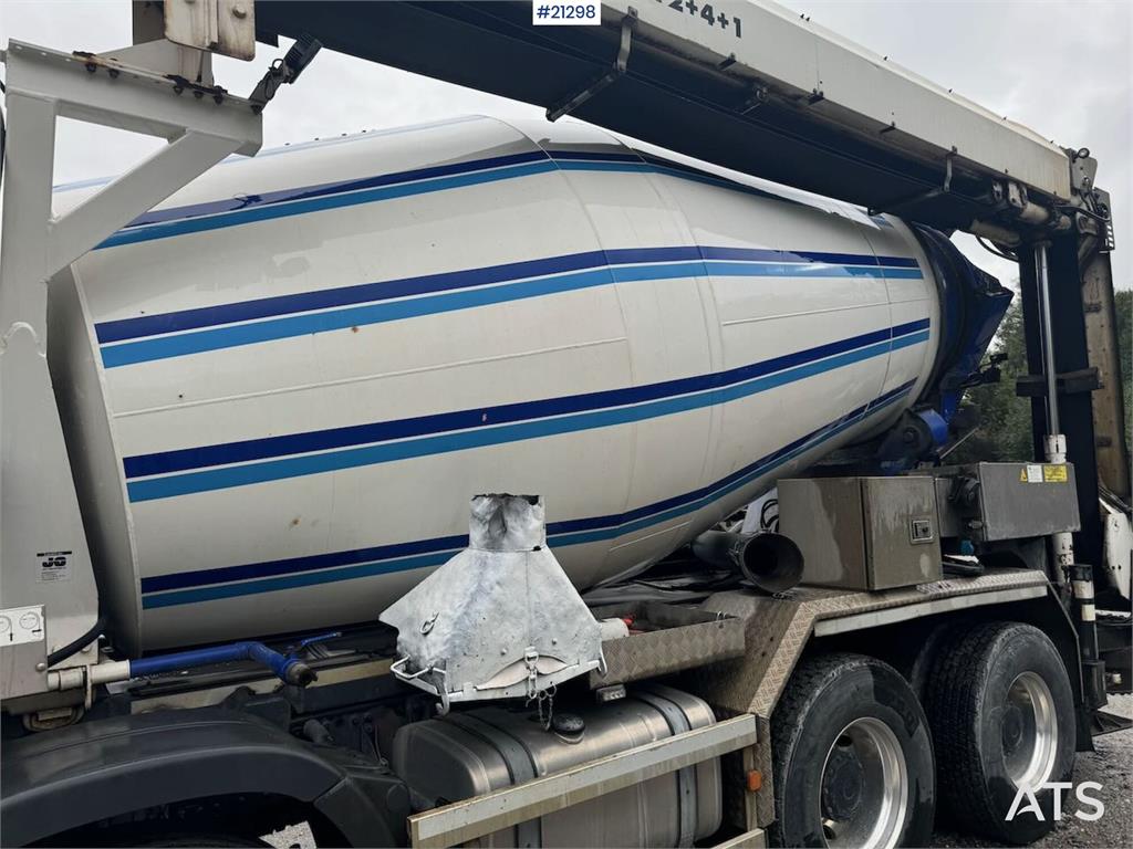 MAN TGS 35.500 Liebherr Concrete Mixer Truck with 10 m