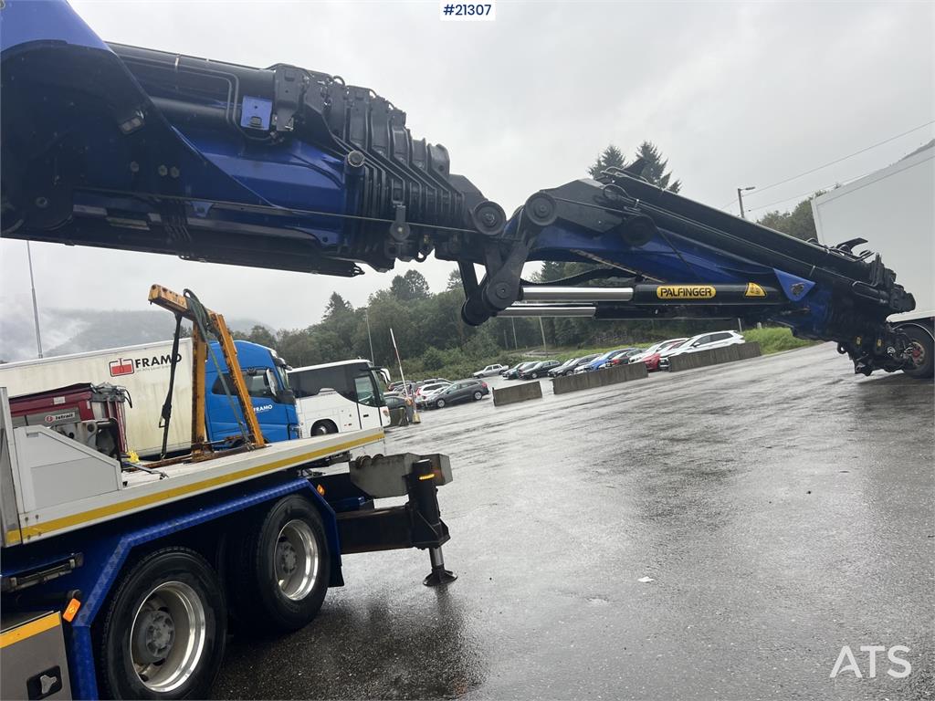 Volvo FH 8x4 crane truck w/ 2017 165 t/m palfinger crane