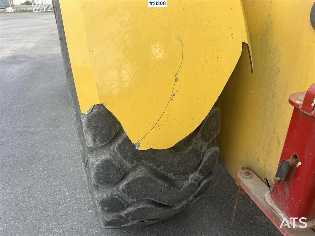 New Holland w270B